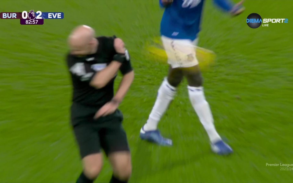 Евертън записа успех с 2:0 над Бърнли като гост в