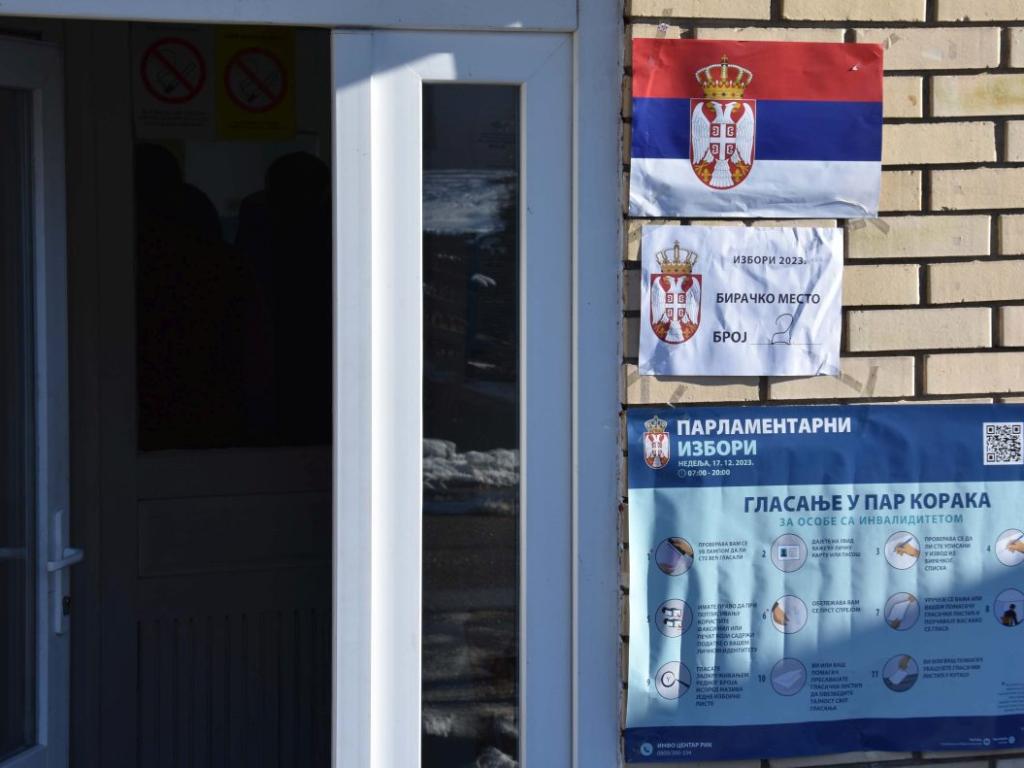 Изборният ден в Сърбия официално приключи в 20 часа местно