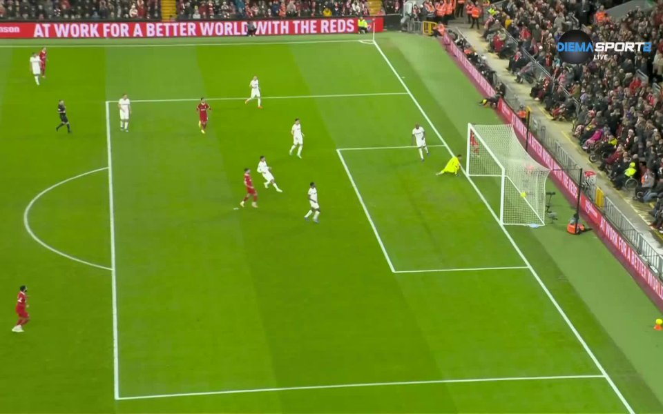 Ливърпул успя да стигне до втори гол в 56-ата минута.