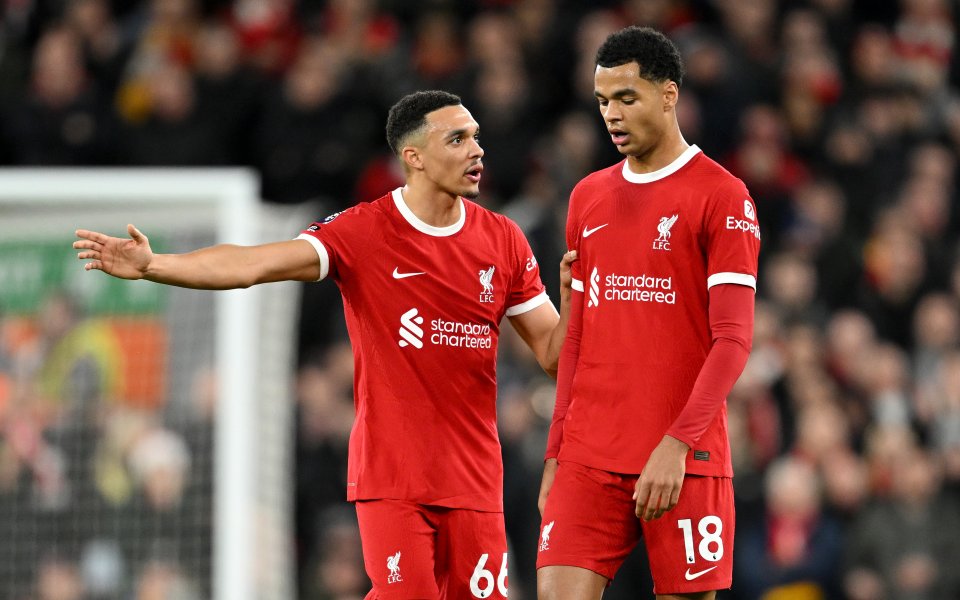 Отборите на Ливърпул и Нюкасъл се срещат в първия мач