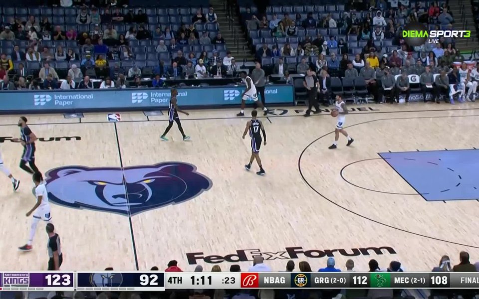 Александър Везенков игра 3 минути и 25 секунди при успеха