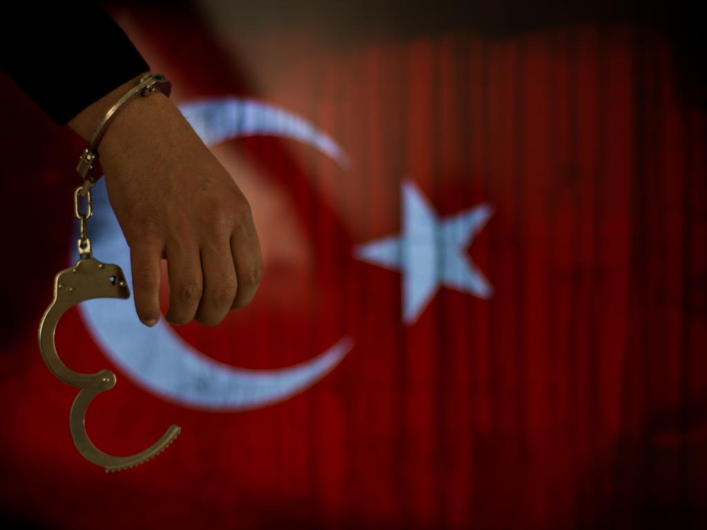 Турските власти са задържали в Анкара 20 души заподозрени в