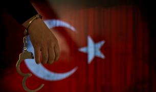 <p>Арести в Турция при&nbsp;инсценирана полицейска акция</p>