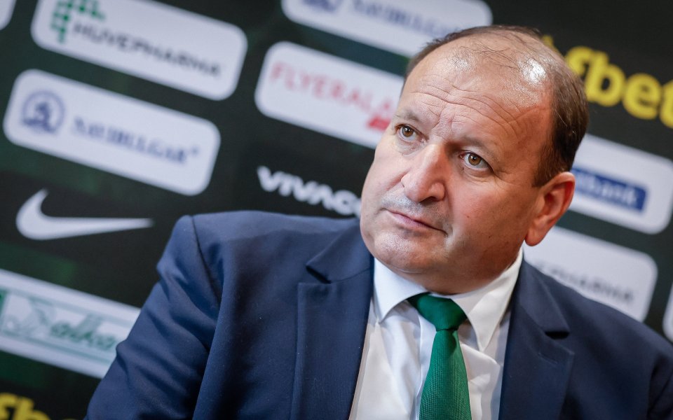 Карамаджуков: Съблекалнята бе проблем, защото имаме много добри футболисти