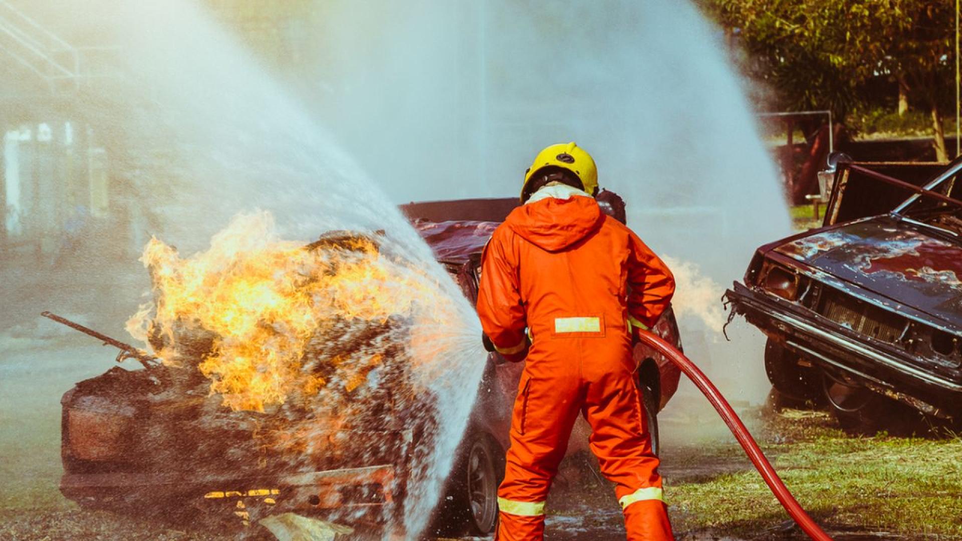 Автомобил се е запалил на автомагистрала Тракия в посока София