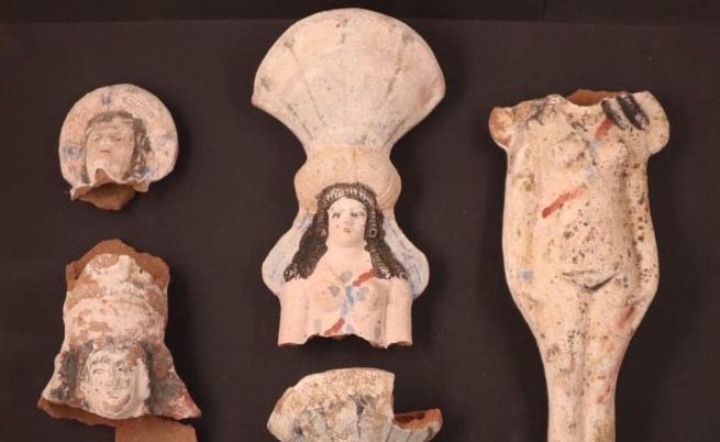 Мумии с цветни маски и златни езици: Археолози с нови откритията в древноегипетския град Оксиринх