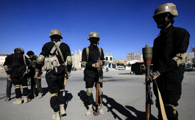 САЩ и Великобритания поразиха 36 обекта на хусите в Йемен (ВИДЕО)