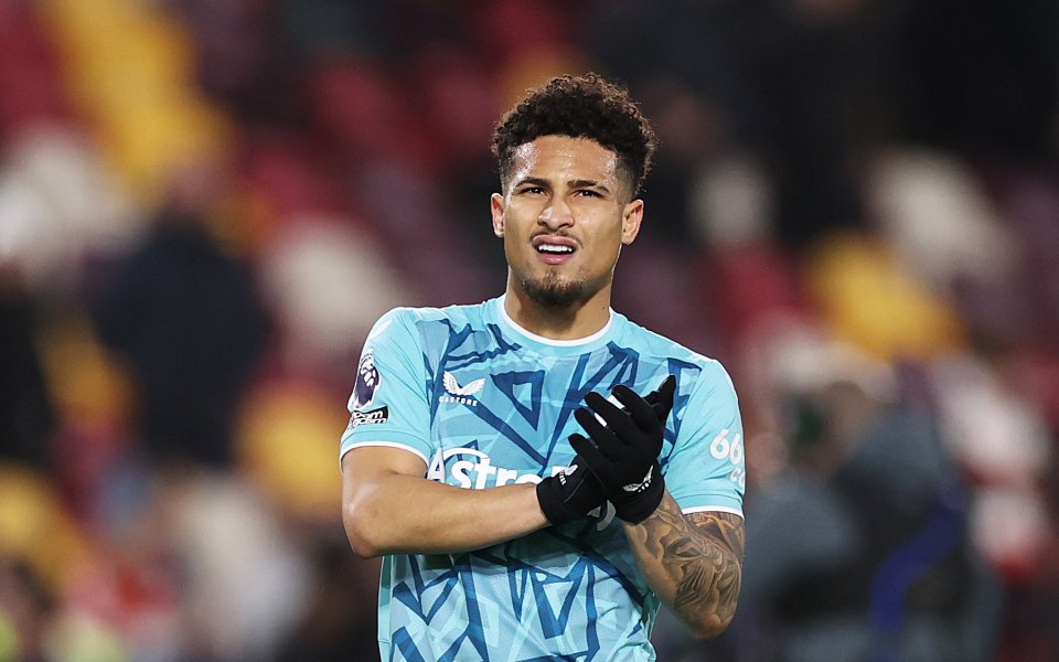 Наполи се подсилва с бразилски национал в битката за титлата