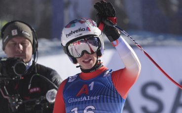 Италианската скиорка София Годжа спечели победа в спускането в австрийския