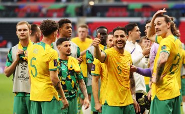 Австралия започна с победа участието си в турнира за Купата