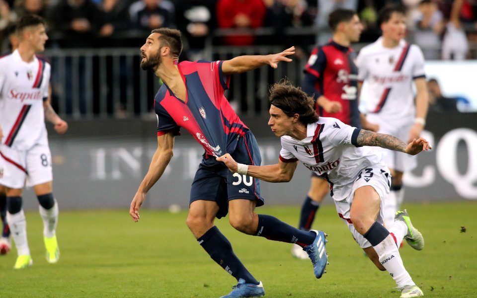 Каляри напусна зоната на изпадащите от Серия А само 24 часа,