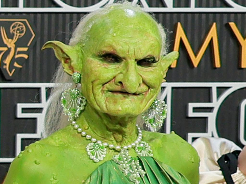 Мистериозен зелен гоблин предизвика голям смут на наградите Еми  в понеделник вечерта Докато