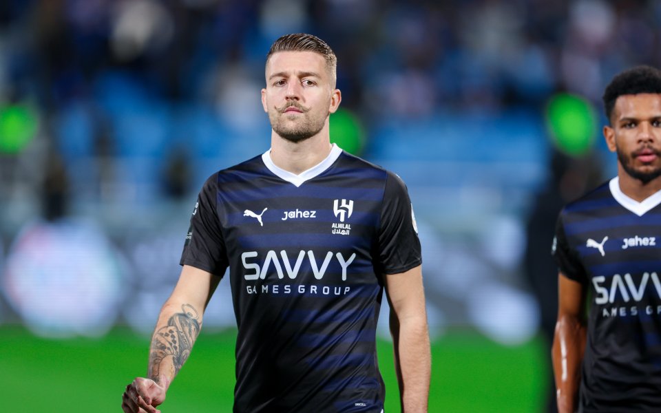 Сръбският полузащитник Сергей Милинкович-Савич, е обявил на бившите си съотборници