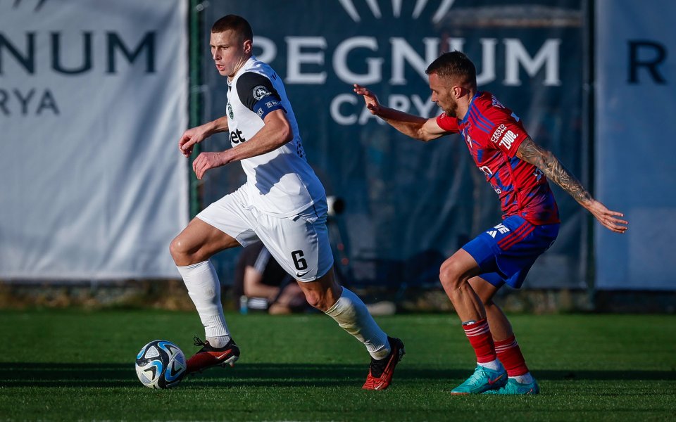 Българският шампион Лудогорец играе при резултат 2:1 срещу полския първенец