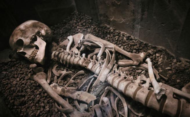 Учени откриха непокътнати тела на средновековни благородници (СНИМКИ/ВИДЕО)