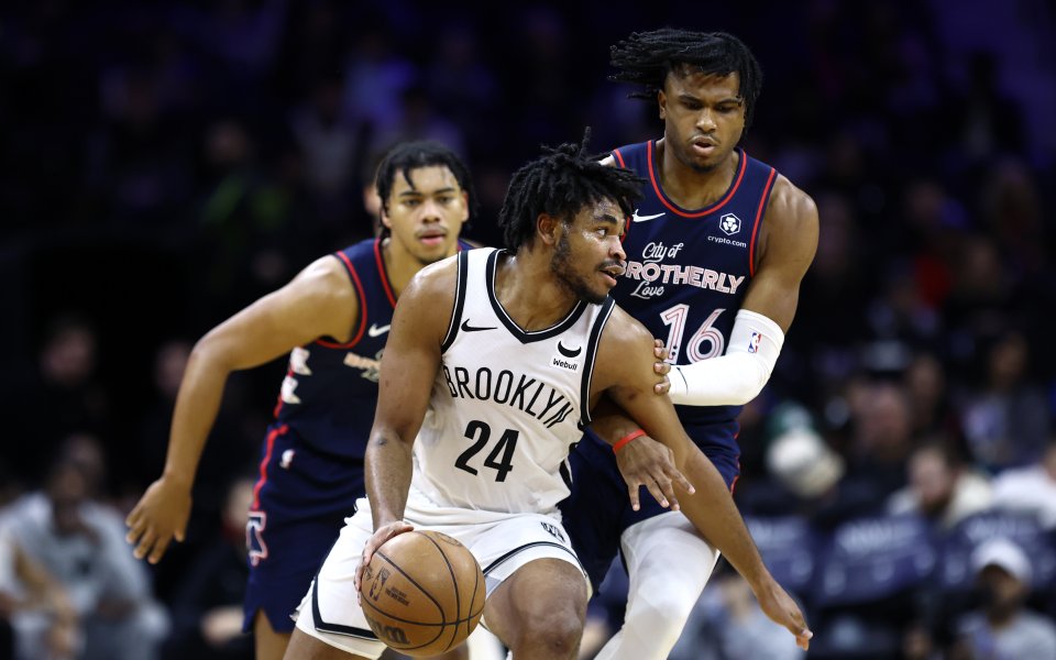 Отборът на Филаделфия 76ърс отстъпи на Бруклин Нетс със 121:136