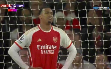 В третата минута от добавеното време Ливърпул изравни на Арсенал