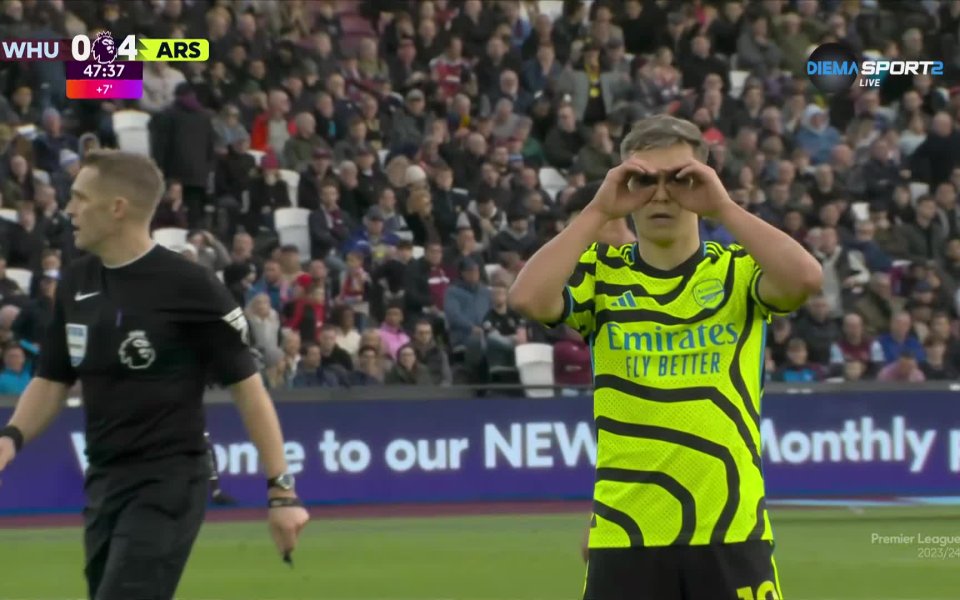 Леандро Тросар също успя да се разпише във вратата на