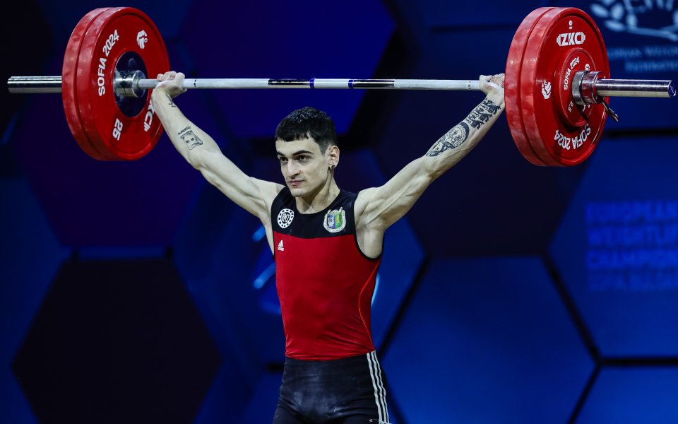 Иван Димов зае второ място на европейското първенство по вдигане