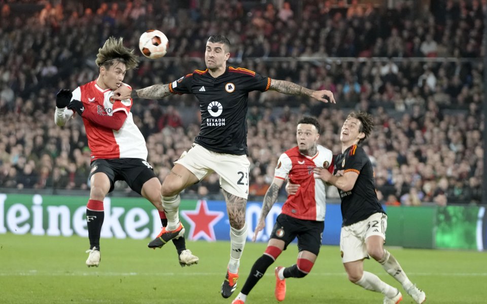 Фейенорд и Рома играят при в първи плейофен двубой от