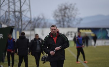 Новият треньор на Пирин е неудобен съперник за Николай Костов
