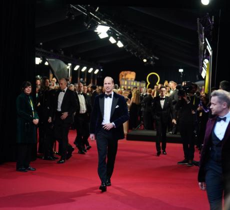 Принц Уилям се появи сам на 77 ата церемония на БАВФТА в Лондон снощи  