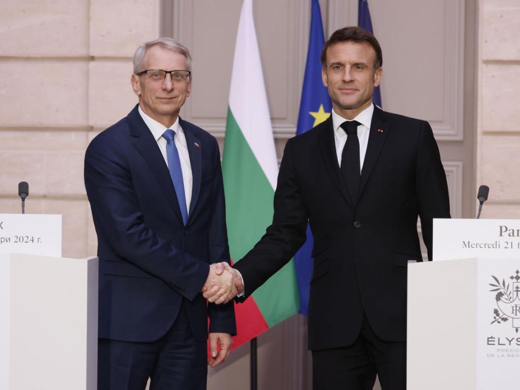 Министър председателят акад Николай Денков пристигна във Франция по покана на