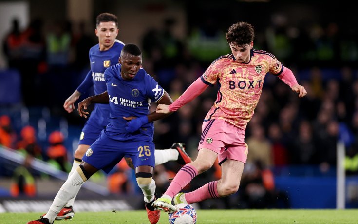 Челси се измъчи срещу Лийдс, но продължава напред в ФА Къп