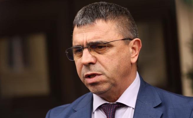  Новият длъжностен вътрешен министър Атанас Илков 