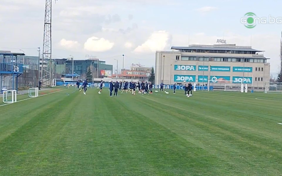 Левски проведе последна тренировка преди гостуването на Хебър. Срещата е