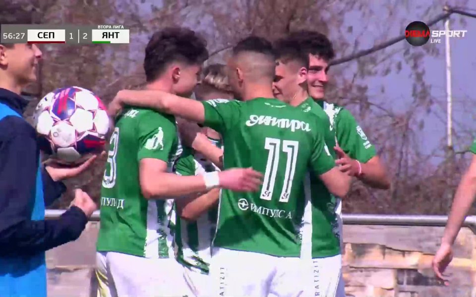 Янтра Габрово поведе за втори път в гостуването си на