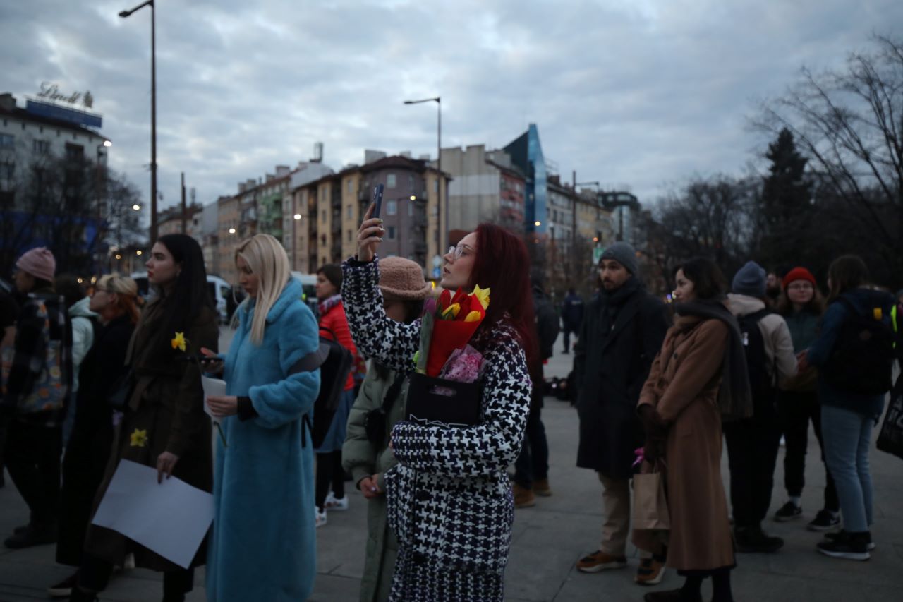 <p>За осма поредна година се проведе Шествие за правата на жените. То тръгна от пилоните на НДК в София. 8-ми март е ден, който вече над сто години обединява феминистки движения от цял свят в искането за достоен живот и достойни условия на труд за всички жени.</p>