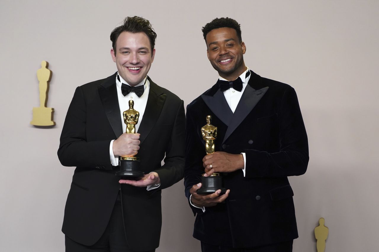 <p>Най-очакваният ден в календара на киноиндустрията настъпи - Това са победителите в 96-ата церемония на наградите &bdquo;Оскар&ldquo;</p>