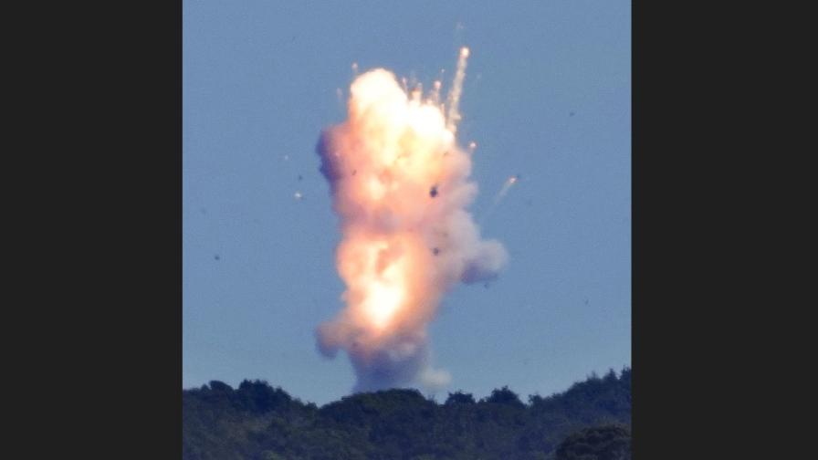 Японска частна ракета се взриви секунди след изстрелването (ВИДЕО)