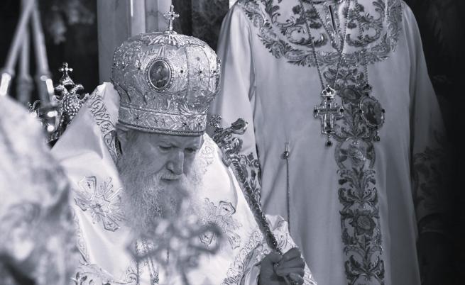 Полагат тленните останки на патриарх Неофит за поклонение в църквата „Света Марина“ в София