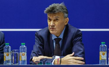 Конгресът прие оставката на Борислав Михайлов