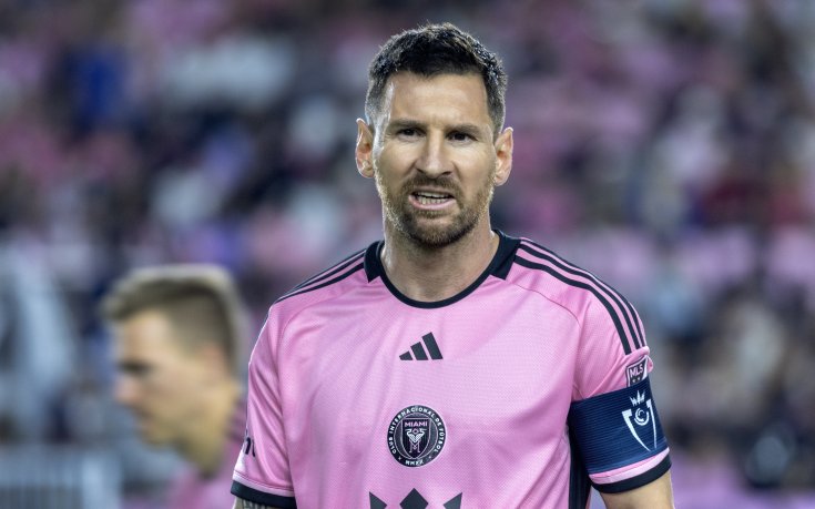 Лионел Меси виси за мачовете на Аржентина