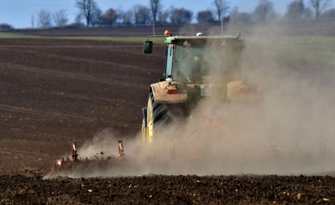 ЕК одобри нова помощ за българските земеделци заради войната в Украйна