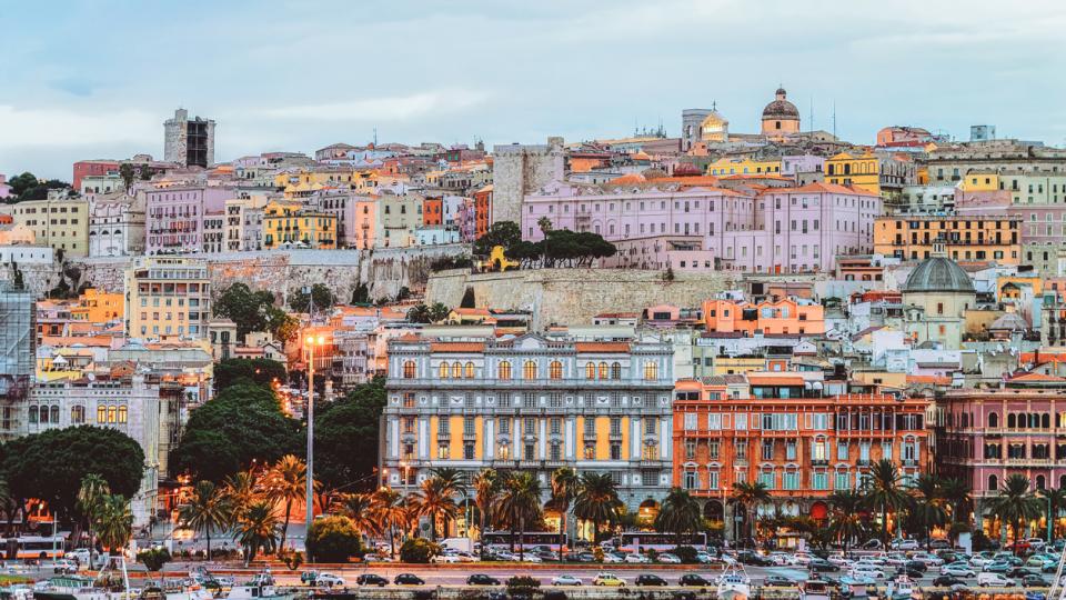 В сърцето на Средиземно море, на италианския остров Сардиния, се