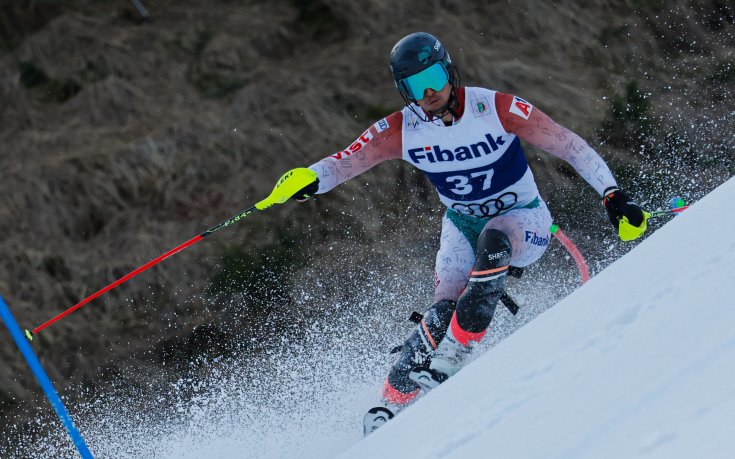 Калин Златков зае второ място на слалом в Китай