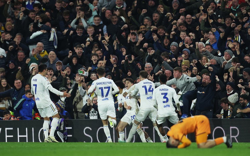 Лийдс Юнайтед продължи със силната си серия и записа 15-и