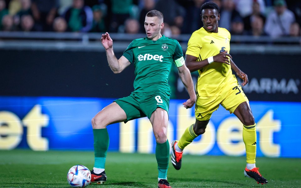 Защитникът на Левски Хосе Кордоба ще продължи кариерата си в