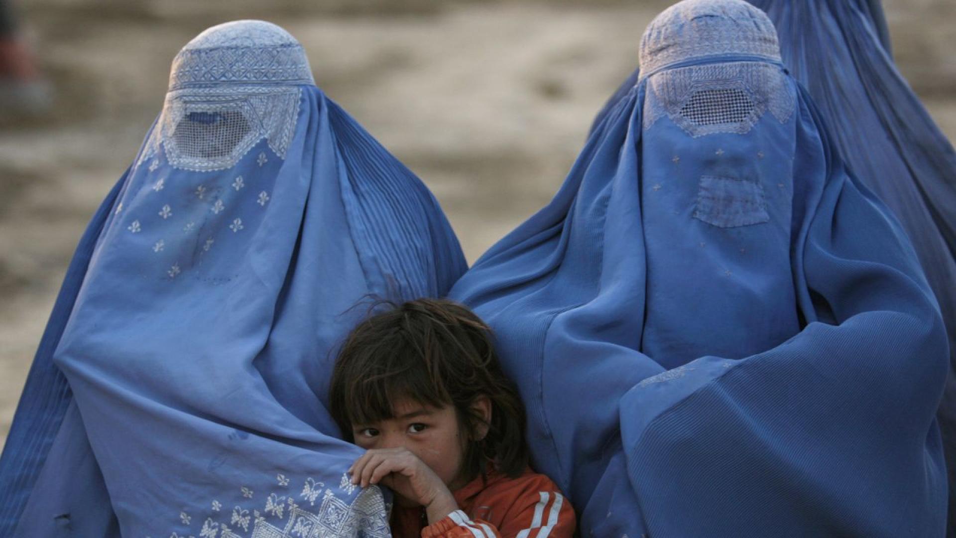 На специално събитие организирано от неправителствената благотворителна организация H1 Teach1