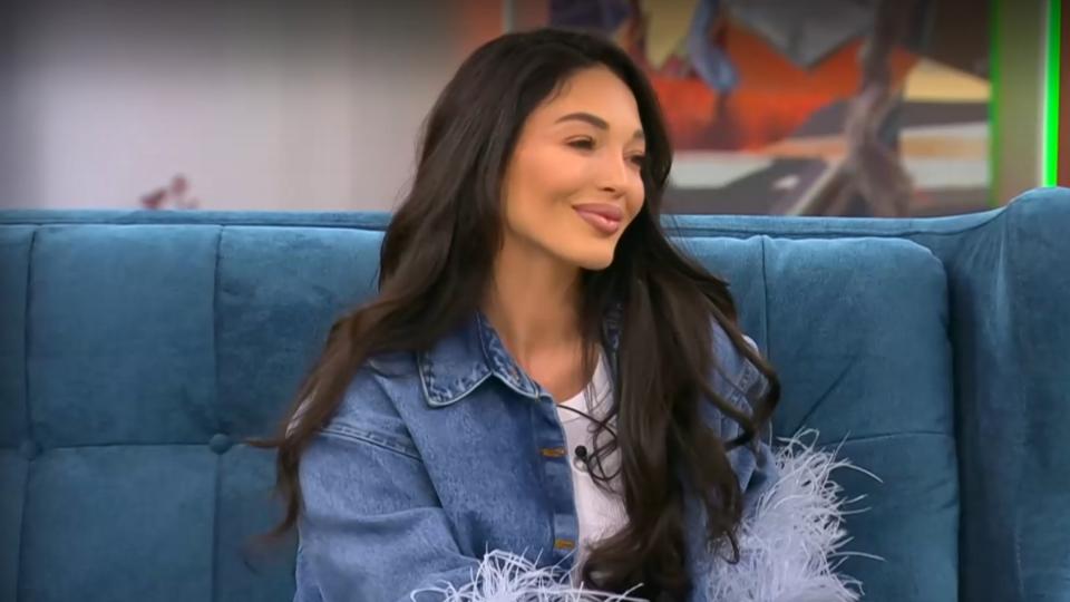 Те е един а от най-красивите модели в България. Изявявала се е