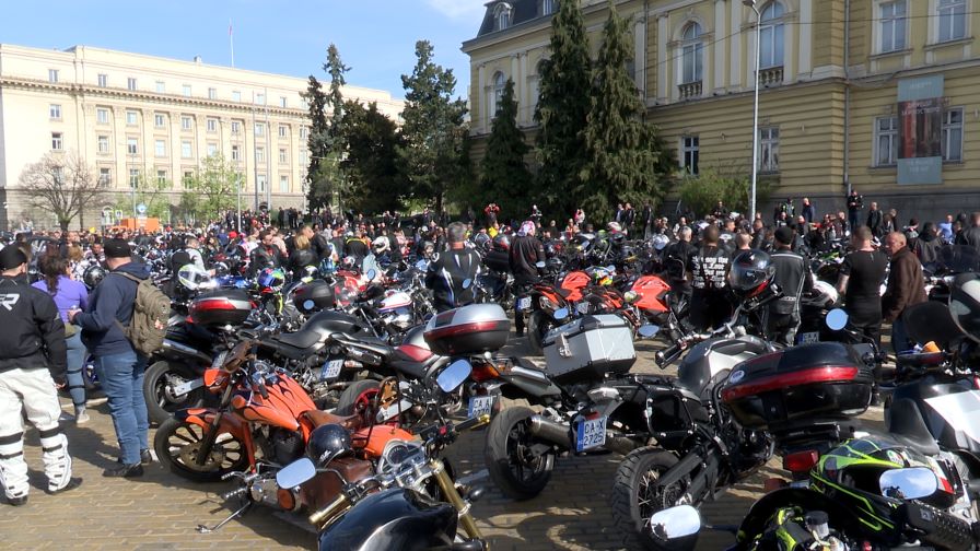 Старт на Мотосезон 2024: Шествие и блокада на ключови булеварди в София (ВИДЕО/СНИМКИ)