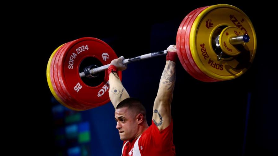 С нов световен рекорд: Карлос Насар грабна Световната купа по вдигане на тежести