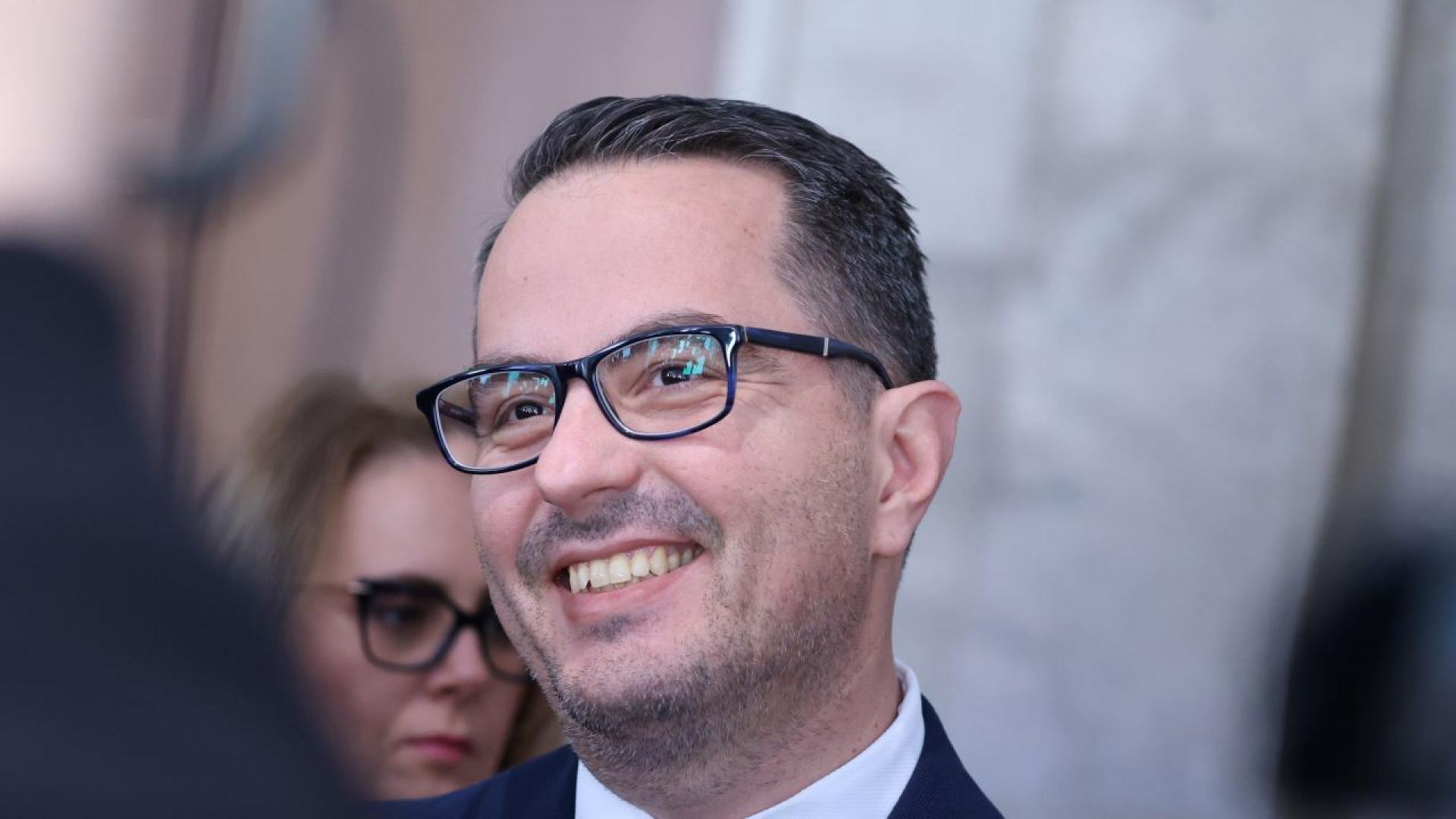 Всеки един от вотовете на недоверие постигна своята важна цел