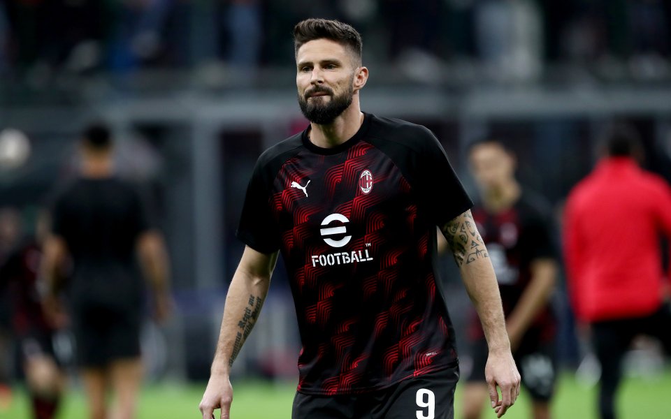 Отборите на Милан и Рома играят при 0:1 в италианския сблъсък от 1/4-финалите