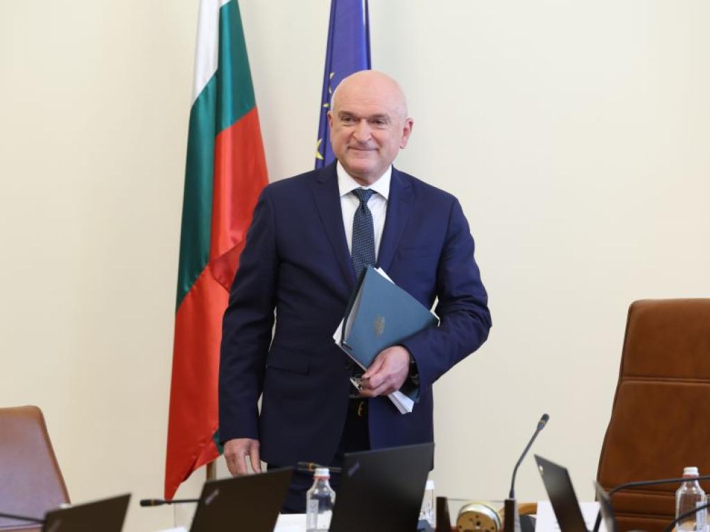 Със заповед на министър-председателя Димитър Главчев са назначени трима заместник-министри.В