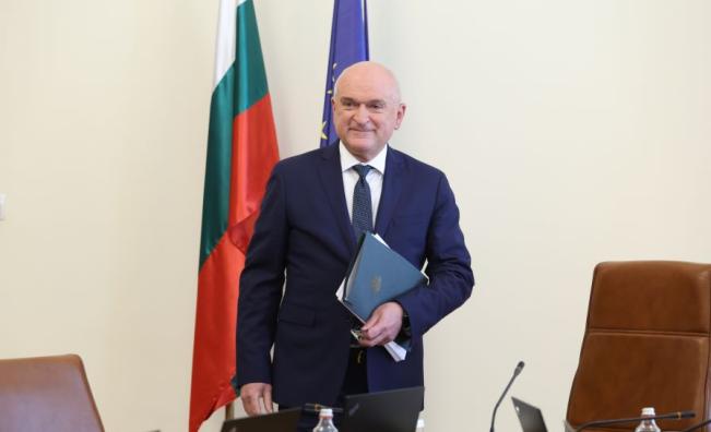 Главчев назначи двама заместник-министри в икономиката и в земеделието